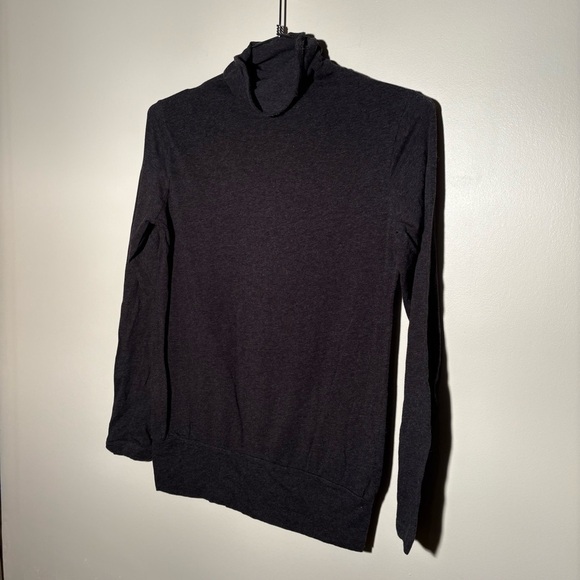 Isda & Co Dark Gray Mock Neck Long Sleeve Shirt - Picture 1 of 6